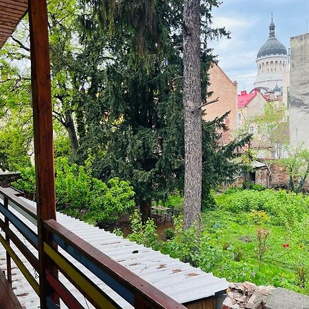 Zen Hostel Cluj Napoca Bagian luar foto