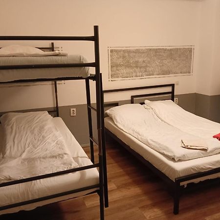 Zen Hostel Cluj Napoca Bagian luar foto