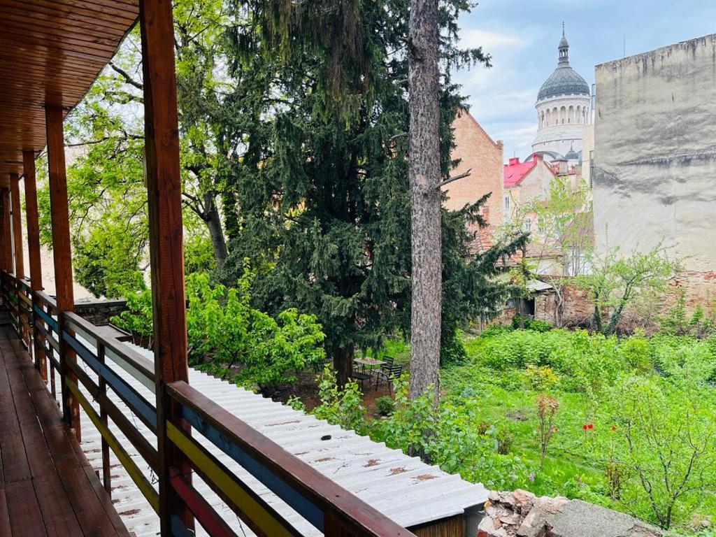 Zen Hostel Cluj Napoca Bagian luar foto