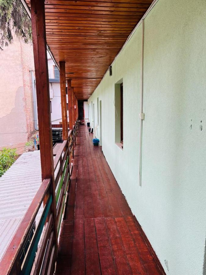 Zen Hostel Cluj Napoca Bagian luar foto