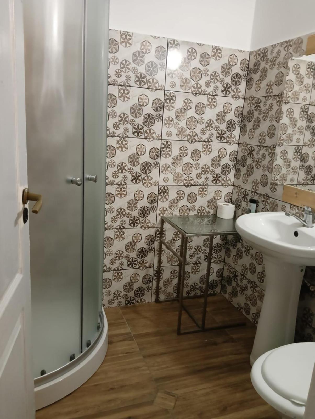 Zen Hostel Cluj Napoca Bagian luar foto